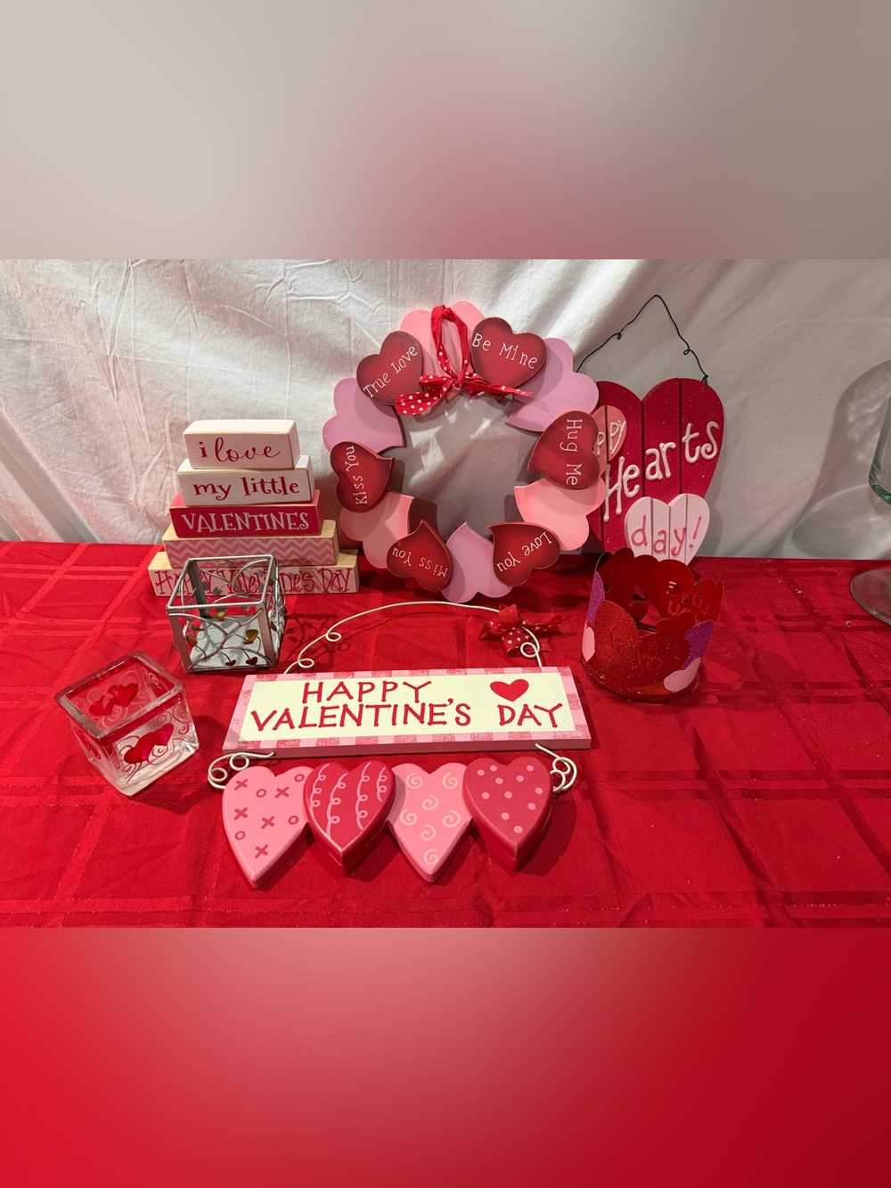Valentine's Day Heart Wreath & Hanging Sign Set - Pink & Red